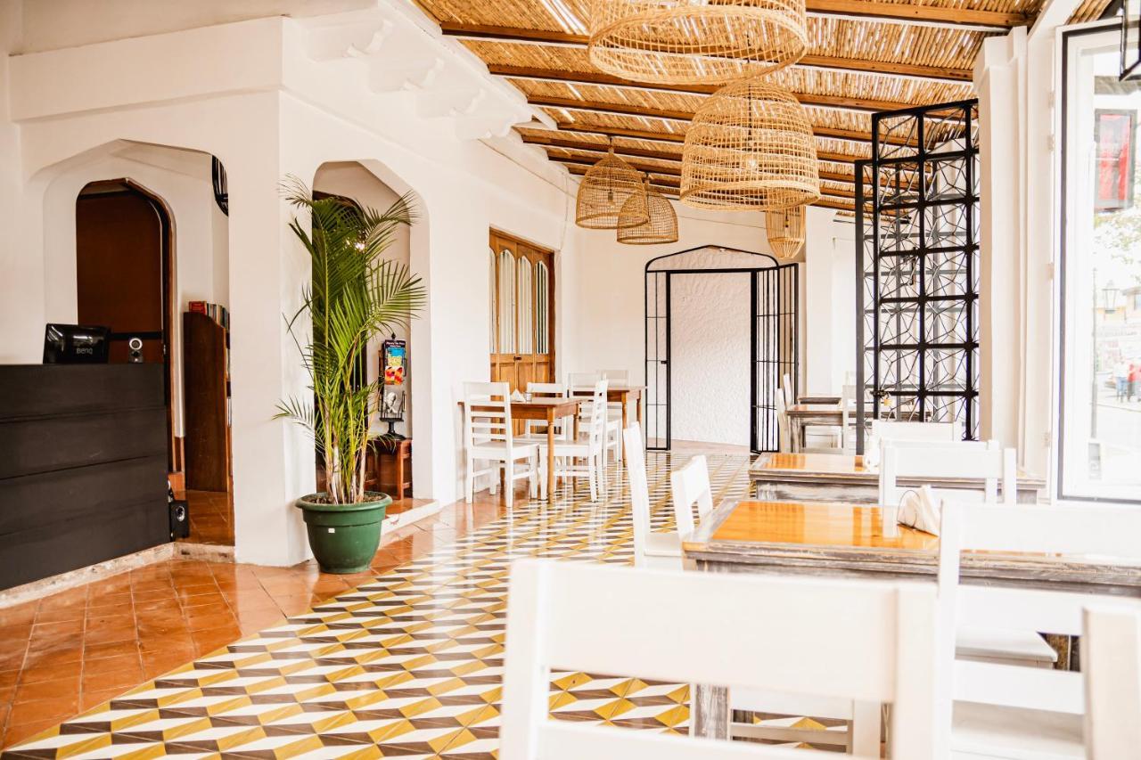 Hotel Luz De Luna Сан-Хосе Экстерьер фото